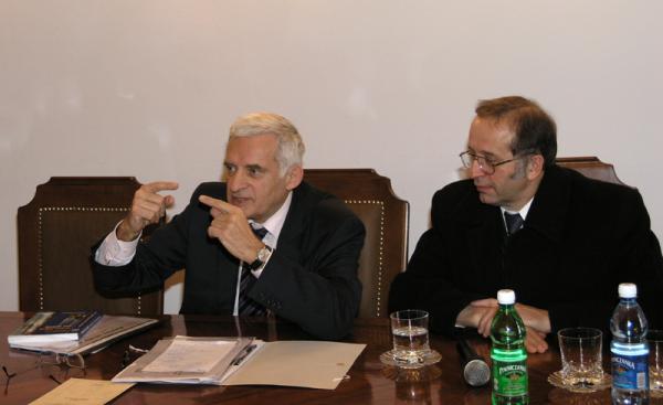 Buzek na PK 4208 fot E Halik.jpg